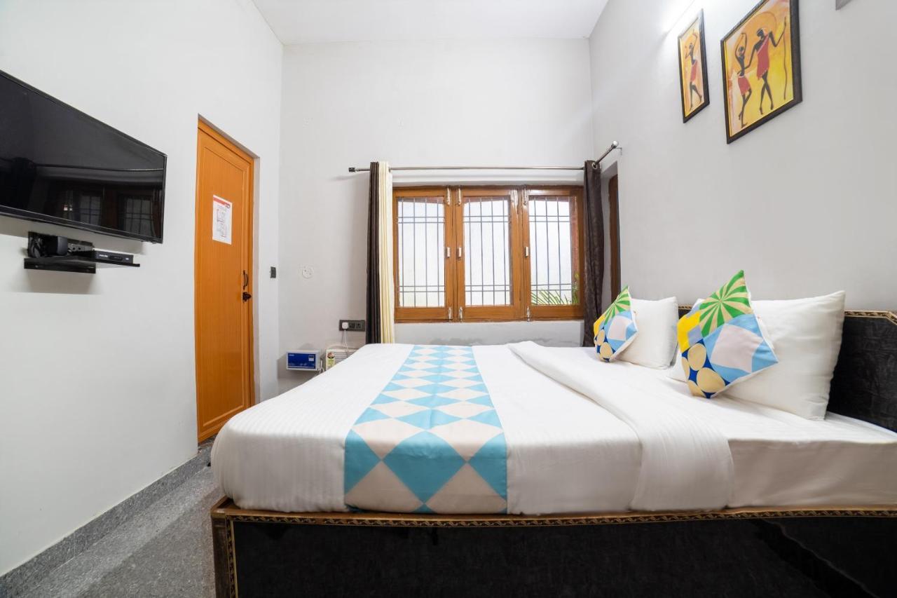 Hotel O Home Gautam Homestay Dehradun Buitenkant foto