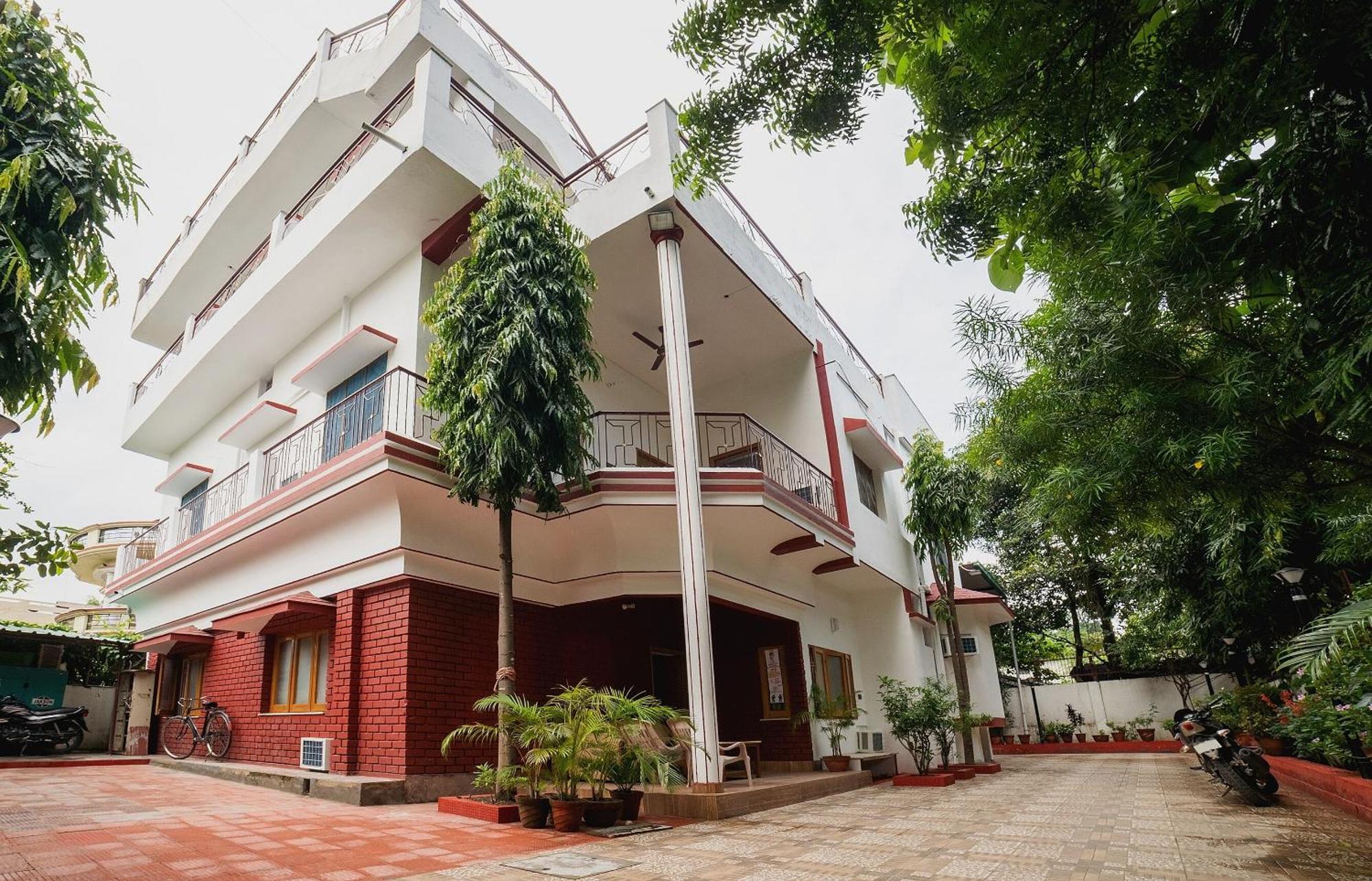 Hotel O Home Gautam Homestay Dehradun Buitenkant foto