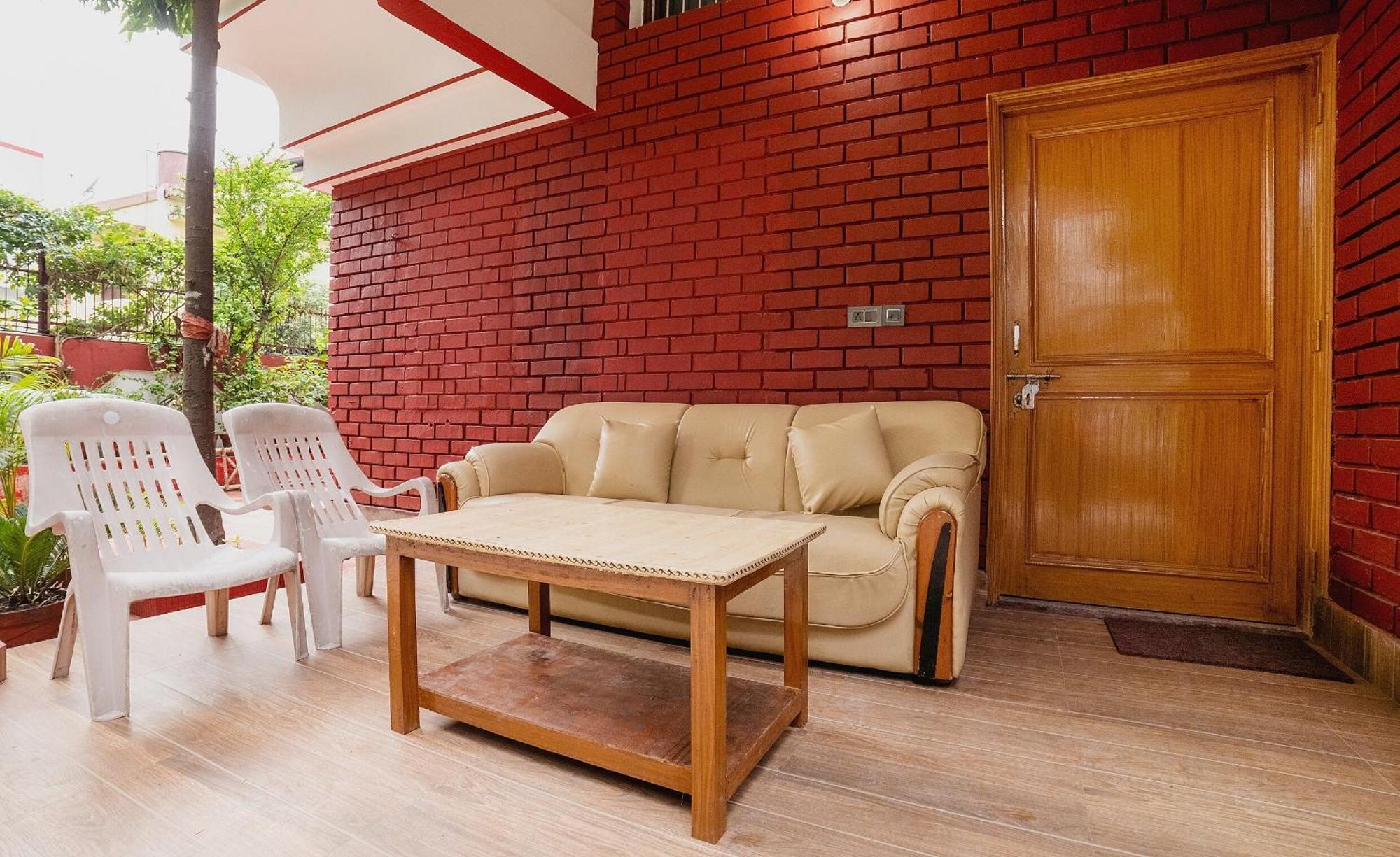 Hotel O Home Gautam Homestay Dehradun Buitenkant foto