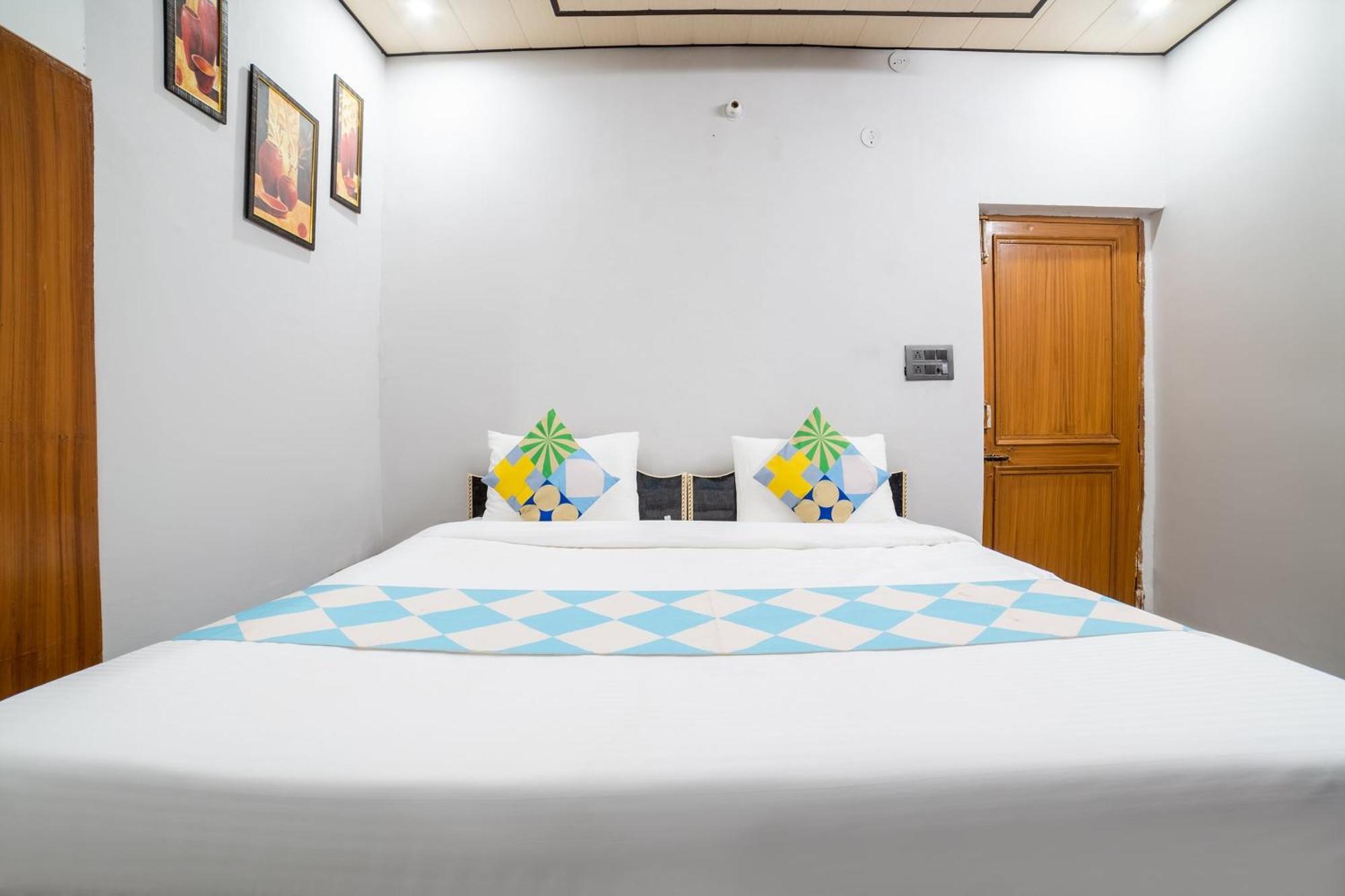 Hotel O Home Gautam Homestay Dehradun Buitenkant foto